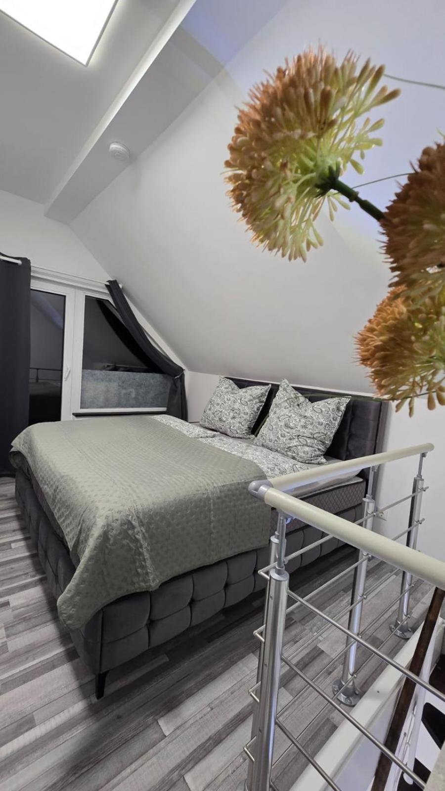 E+E Apartment Nah Am Centro Oberhausen  Bagian luar foto